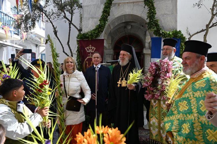 Χρήστος Βερώνης: Η διαφύλαξη της Μυκονιάτικης παράδοσης ως στρατηγικός Πυλώνας Ταυτότητας – Η Κυριακή των Βαΐων και η Βαϊοφόρος ως Δείκτες Πολιτιστικής Ανθεκτικότητας