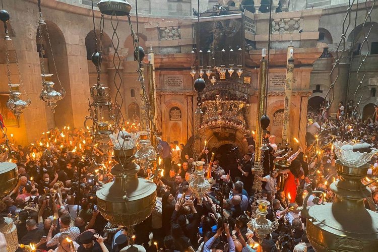 Holy Light Arrival Greece: Πώς θα έρθει το Άγιο Φως στην Ελλάδα!! Το παρασκήνιο της αποστολής και το σχέδιο έκτακτης ανάγκης!!