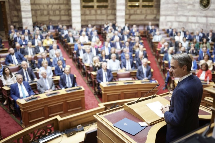 Greek Government Crisis: Το «Γαλάζιο» ρήγμα μεγαλώνει!! Η απειλή των Βουλευτών & ο νέος πονοκέφαλος του Μαξίμου - Γιατί η κάλυψη Λαζαρίδη ρίχνει λάδι στη φωτιά στη ΝΔ!!