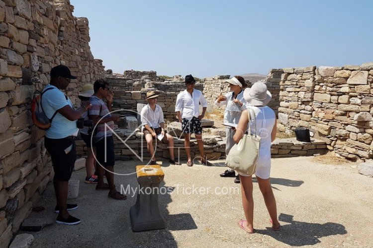 Tour Guide Schools New Rules: Σχολές Ξεναγών! Νέοι κανόνες σε εισαγωγή και εξετάσεις - Όλα όσα πρέπει να γνωρίζετε για απουσίες & εξετάσεις!