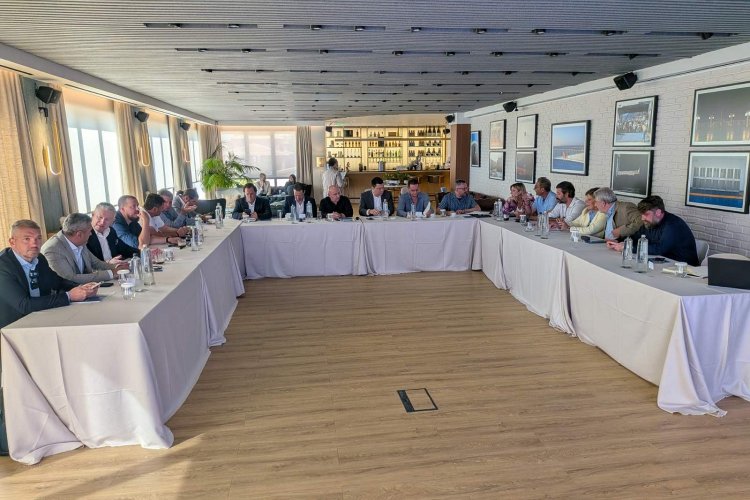Marine Tourism Regulations: Yachting στην Ελλάδα! SOS από τους φορείς του Θαλάσσιου Τουρισμού - Το παρασκήνιο πίσω από το αίτημα για νέους κανόνες αγκυροβολίας!