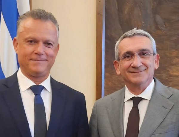 Χατζημάρκος για Φώτη Μάγγο: «Η νησιωτική Ελλάδα δεν χρειάζεται διαχειριστές - χρειάζεται αυτούς που την έχουν ζήσει»