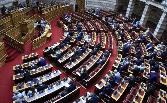 Constitutional Reform Proposal: Συνταγματική Αναθεώρηση! Η πρόταση της Νέας Δημοκρατίας για μη κρατικά Πανεπιστήμια, επιστολική ψήφος εντός Επικράτειας & ευθύνη Υπουργών!