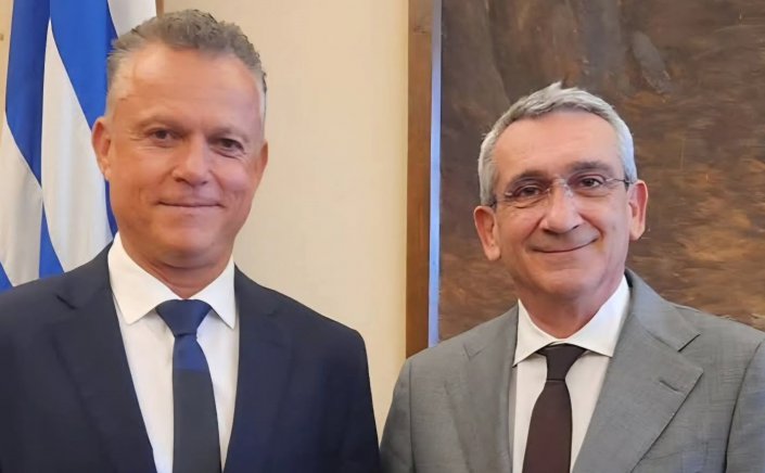 Χατζημάρκος για Φώτη Μάγγο: «Η νησιωτική Ελλάδα δεν χρειάζεται διαχειριστές - χρειάζεται αυτούς που την έχουν ζήσει»