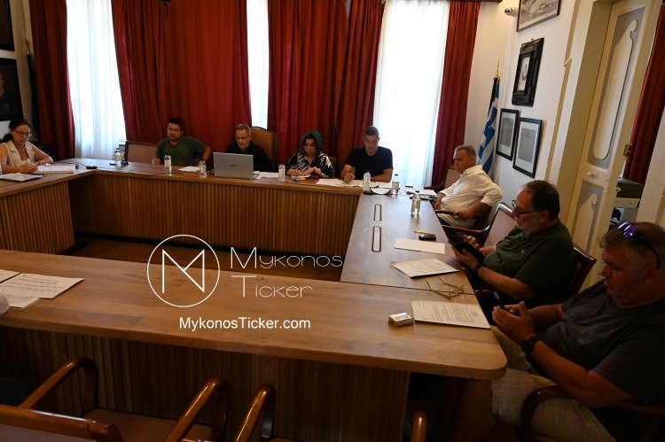 Mykonos MC: Μελέτη Δημοτικής οδού Αερολιμένα έως κόμβο με Πλατύ Γιαλό, πράξεις εφαρμογής στη Χώρα και περίπτερα, στην ατζέντα της Παρασκευής