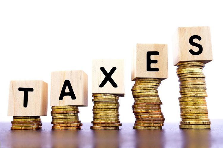 Joint Bank Account Tax: Προσοχή στις παγίδες! Πότε η μεταφορά χρημάτων σε κοινό λογαριασμό, κρύβει αυτοτελή φόρο δωρεάς, έως 40%
