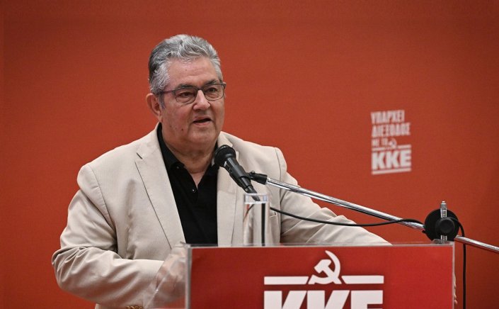 KKE Chief, Pre-Scripted Governance: Το πρόγραμμα της επόμενης κυβέρνησης, όποια κι αν είναι, συνεργασίας ή όχι, είναι ήδη “γραμμένο” και είναι “από χέρι” αντιλαϊκό και επικίνδυνο [Video]