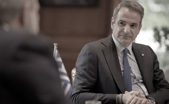 Ministerial Incompatibility U-Turn: Πίσω το ασυμβίβαστο Υπουργού - Βουλευτή, με κυριότερους λόγους τις έντονες αντιδράσεις στο εσωτερικό της ΝΔ και απειλές για καταψήφιση!