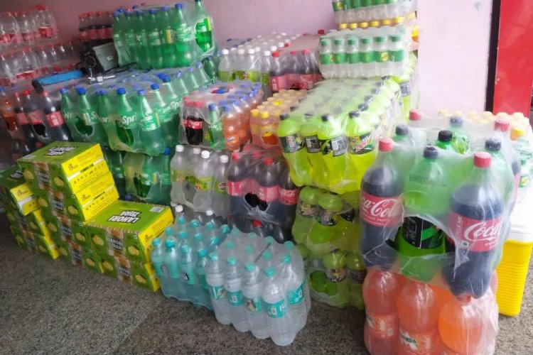 Packaging Crackdown: Τέλος οι εξάδες νερών και αναψυκτικών, στα super market με εντολή ΕΕ!  Πότε ξεκινούν οι αλλαγές!