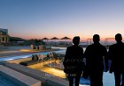 Tourism Tax Crackdown: Στο «κόκκινο» οι φορο-έλεγχοι τον Αύγουστο! Εντατικοί έλεγχοι σε νησιά και τουριστικές περιοχές & τι ψάχνουν σε POS & Airbnb!