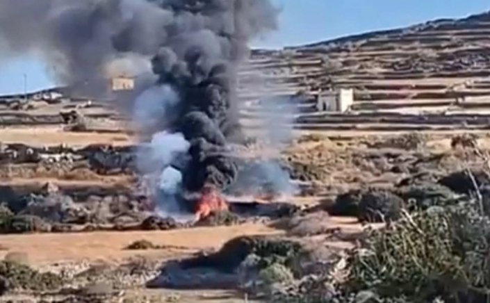 Fatal Helicopter Crash: Συντριβή ελικοπτέρου στην περιοχή Θόλος Σίφνου! Ιδιωτικό ελικόπτερο έπεσε και τυλίχθηκε στις φλόγες - Τρεις νεκροί από την πτώση!