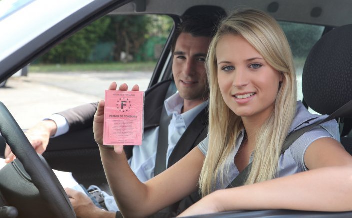 License Mandate: Δίπλωμα οδήγησης! Πότε λήγει το ροζ & ποιο είναι το κόστος!